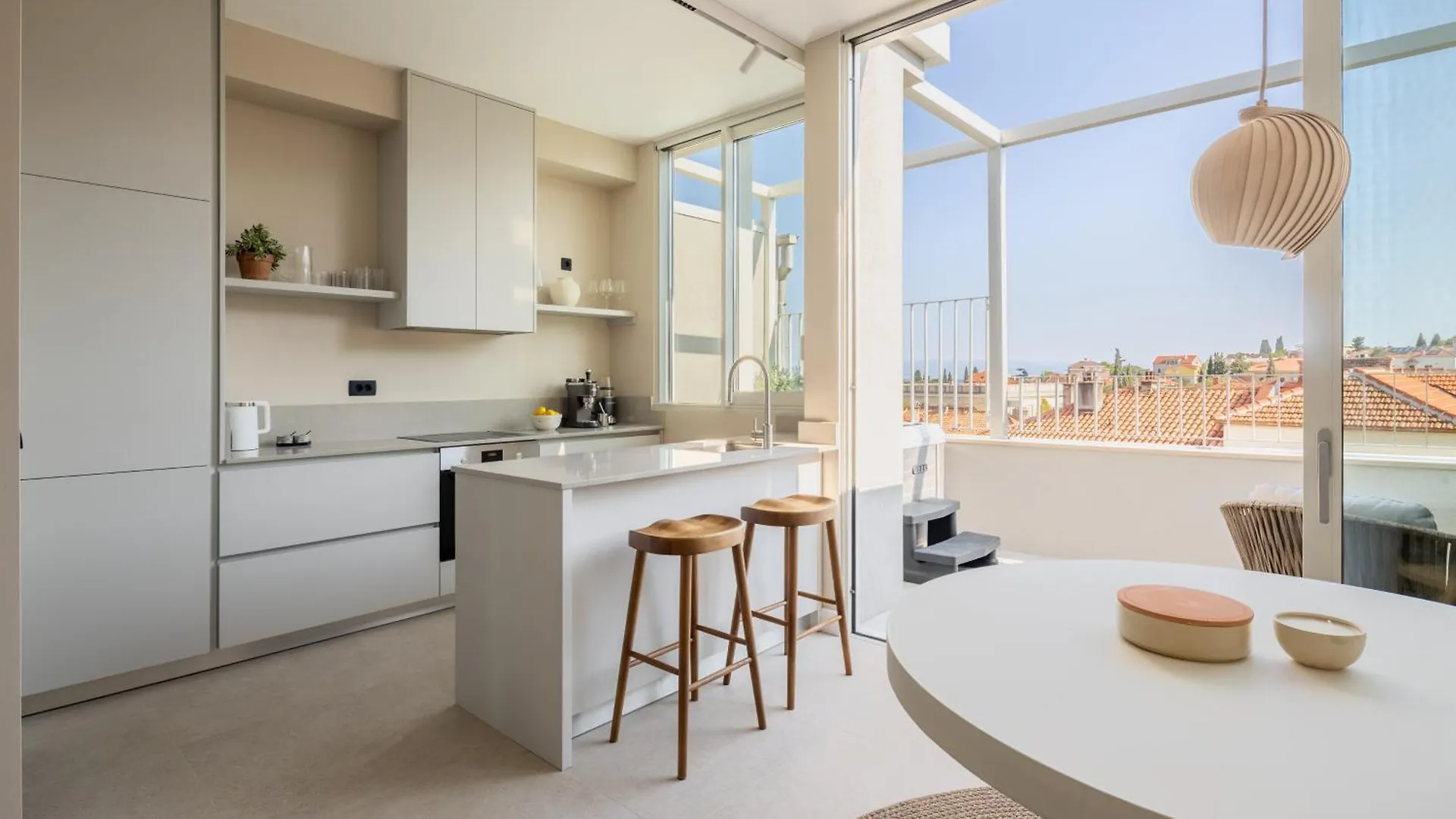 Rooftop Jacuzzi & City View Split Apartment Croatia